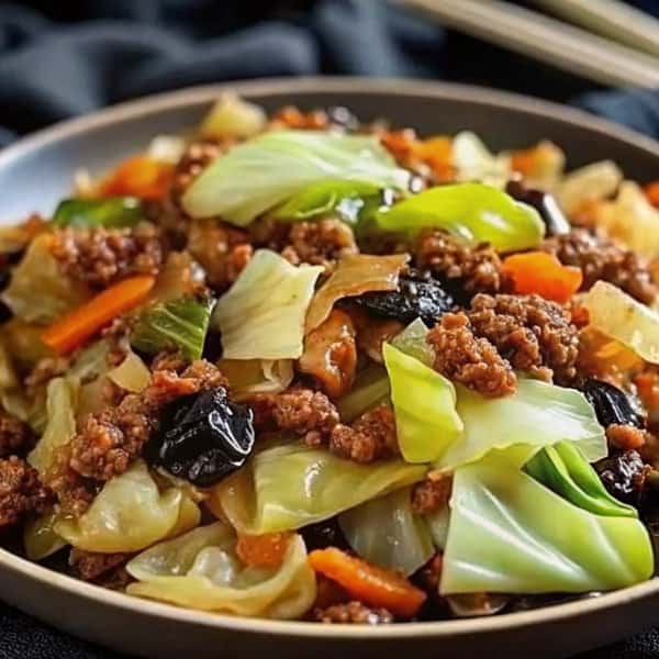 Chinese Ground Beef and Cabbage Stir-Fry