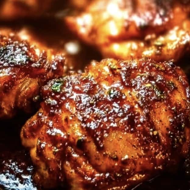 30-min Oven Baked Boneless Skinless Chicken Thighs